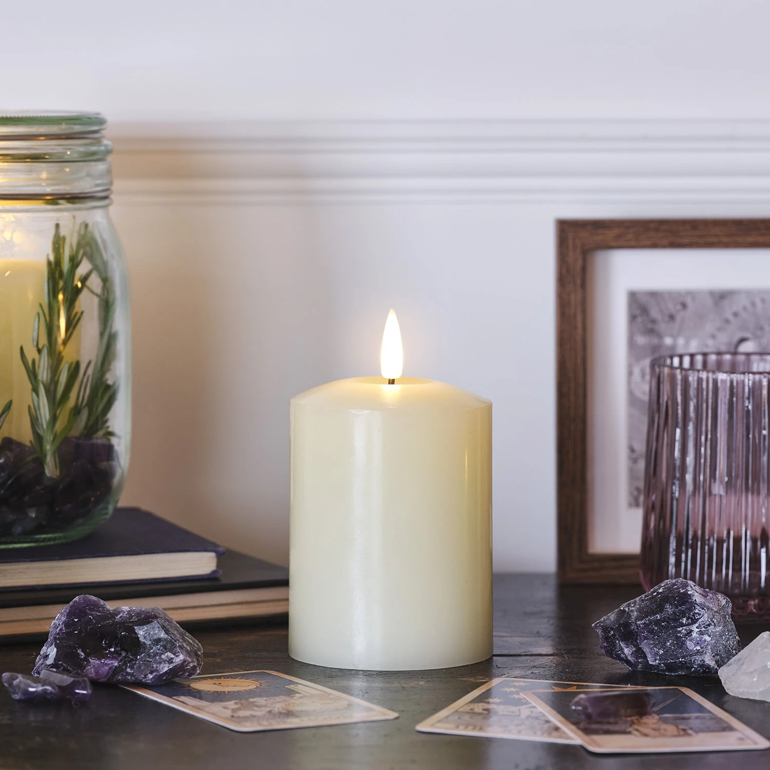 Bougie Pilier TruGlow® à LED De 10cm Avec Télécommande 1 Bougie Pilier TruGlow® à LED De 10cm Avec Télécommande