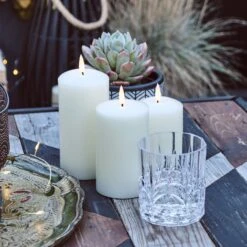 3 Bougies D'Extérieur à LED TruGlow® Avec Télécommande 31 3 Bougies D'Extérieur à LED TruGlow® Avec Télécommande -Noel Deco Magasin CA20004 lot 3 bougies exterieure led truglow jardin p3