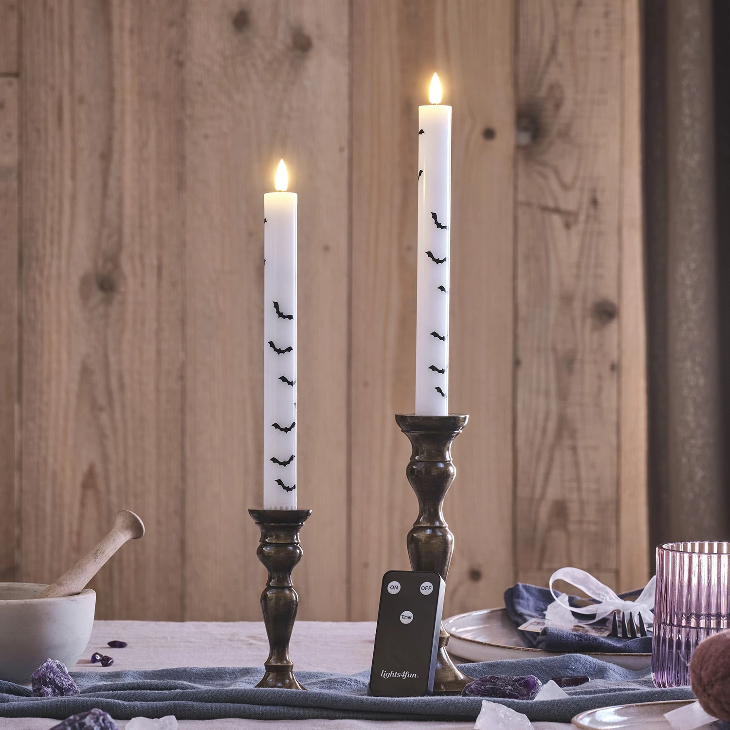 Lot De 2 Chandelles TruGlow® à Motif Chauve-souris 2 Lot De 2 Chandelles TruGlow® à Motif Chauve-souris – Image 2