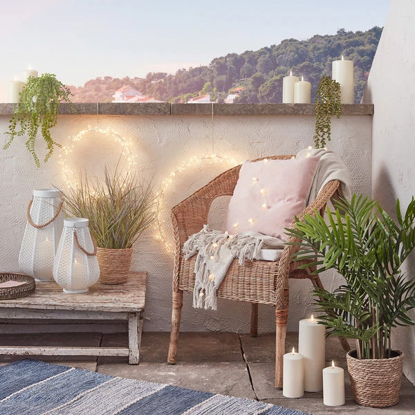 Lot De 3 Grandes Bougies D'Extérieur à LED TruGlow® 5 Lot De 3 Grandes Bougies D'Extérieur à LED TruGlow® – Image 5