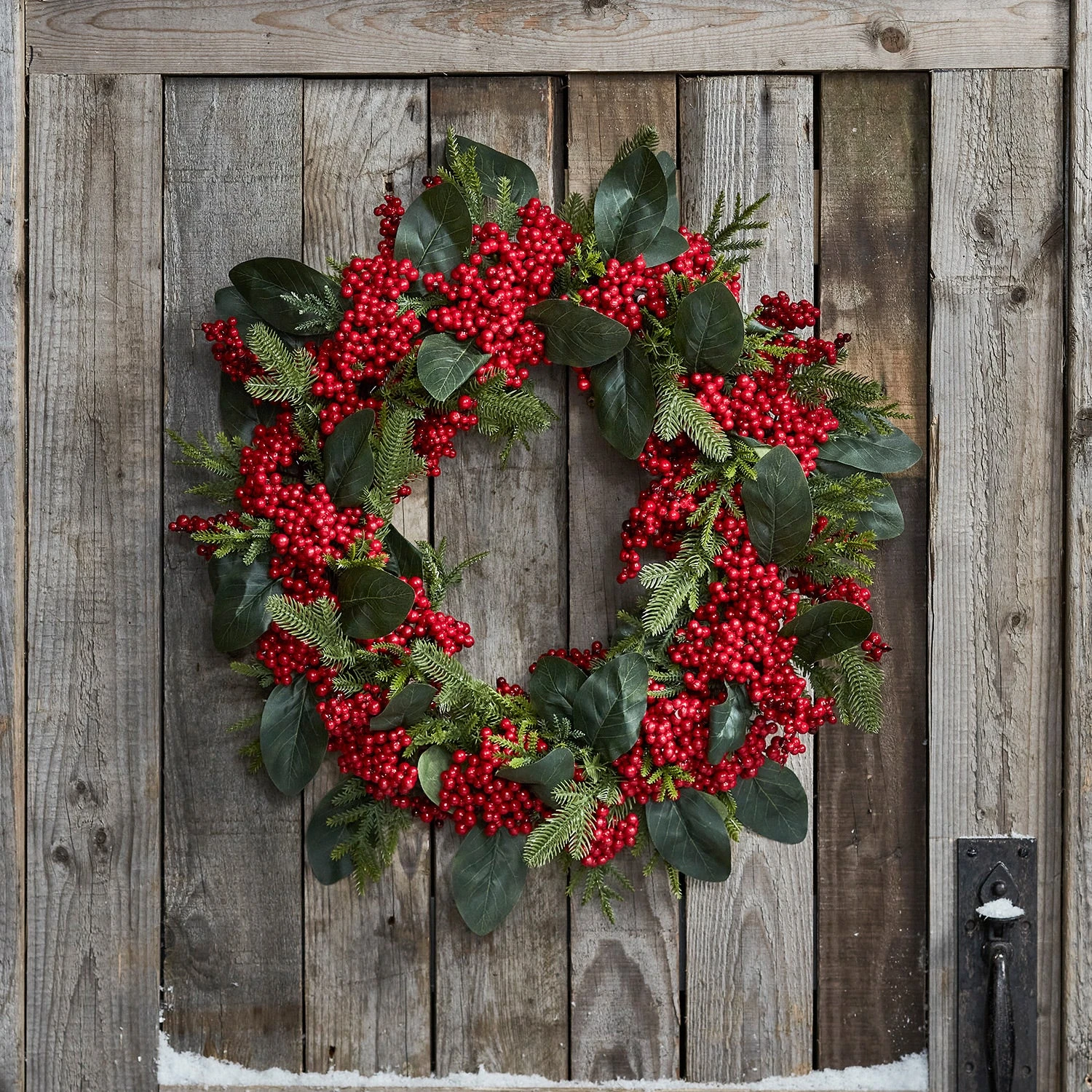 Grande Couronne De Noël Pré-illuminée Aux Baies Rouges 4 Grande Couronne De Noël Pré-illuminée Aux Baies Rouges – Image 4