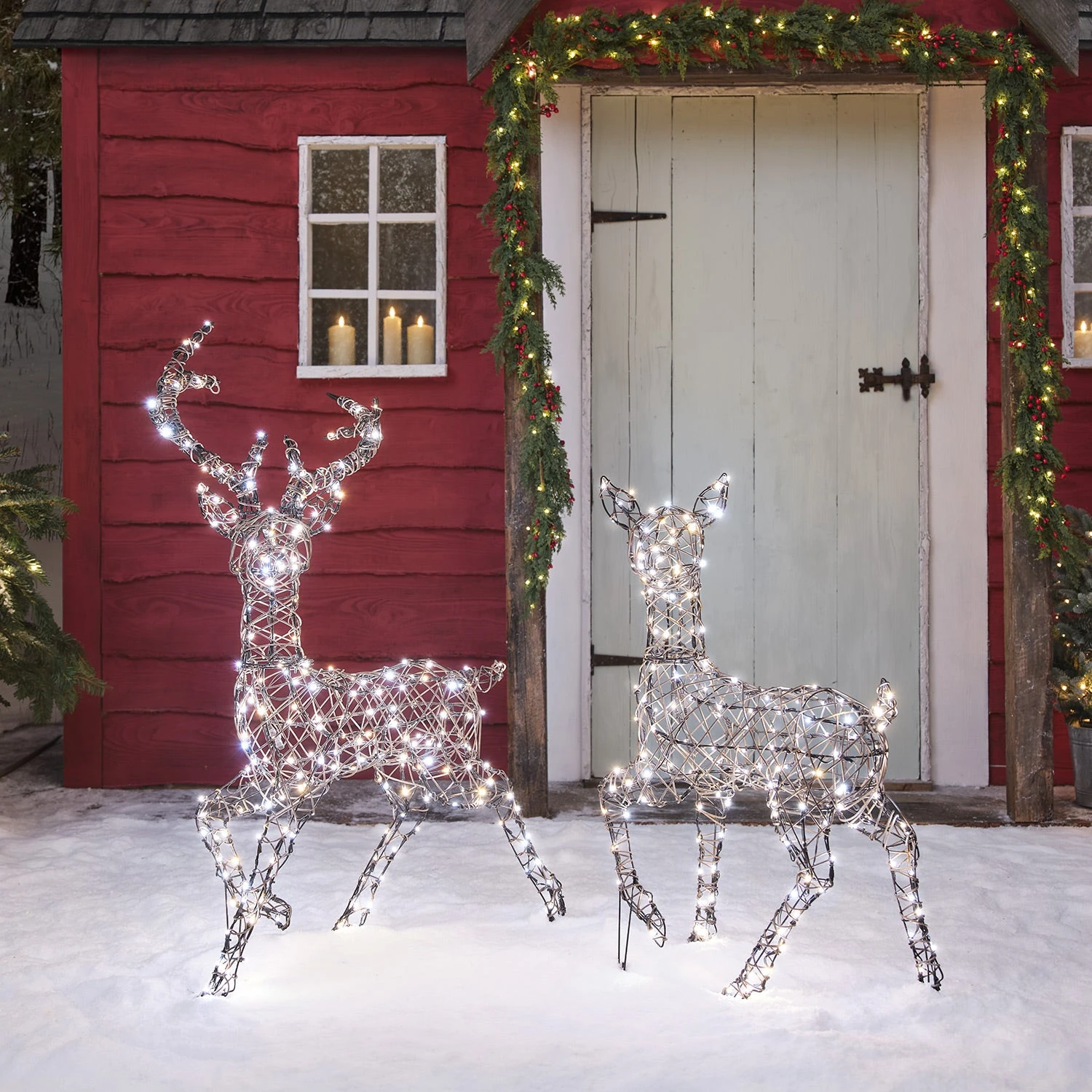 Cerf Et Biche Solaire De Noël Studley En Rotin, à LED Bicolore 3 Cerf Et Biche Solaire De Noël Studley En Rotin, à LED Bicolore – Image 3
