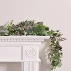 Lot De Décorations De Noël Classiques Pour Fenêtres 7 Lot De Décorations De Noël Classiques Pour Fenêtres -Noel Deco Magasin GA21015 guirlande de noel avec baies bleues et noeud en velours 150 cm 751b84af f7bc 448f 91cf e66a93cfa58d