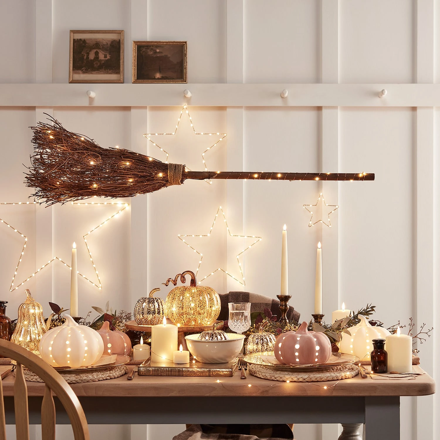 Décoration D'Halloween Balai De Sorcière Lumineux 2 Décoration D'Halloween Balai De Sorcière Lumineux – Image 2