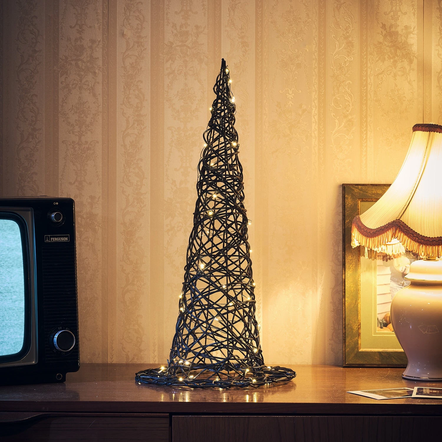 Lot De Décoration D'Halloween En Rotin : Araignée, Chapeau De Sorcière, Et Chauve-Souris 5 Lot De Décoration D'Halloween En Rotin : Araignée, Chapeau De Sorcière, Et Chauve-Souris – Image 5