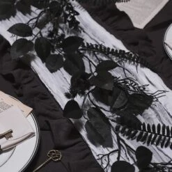 Guirlande Pré-éclairée Feuillage Noir D’Halloween 19 Guirlande Pré-éclairée Feuillage Noir D’Halloween -Noel Deco Magasin HA25012 guirlande pre eclairee feuillage noir d halloween 2