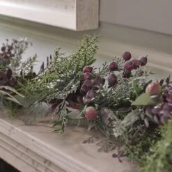 Guirlande Pré-illuminée Aux Baies Pourpres 9 Guirlande Pré-illuminée Aux Baies Pourpres -Noel Deco Magasin L4F25005 guirlande pre illuminee aux baies pourpres 3