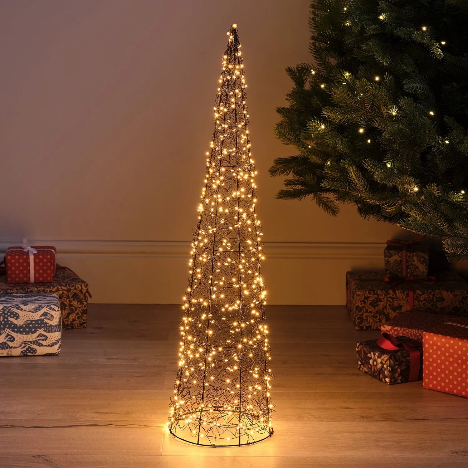 Cône Lumineux De 80 Cm En Fil Métallique 2 Cône Lumineux De 80 Cm En Fil Métallique – Image 2