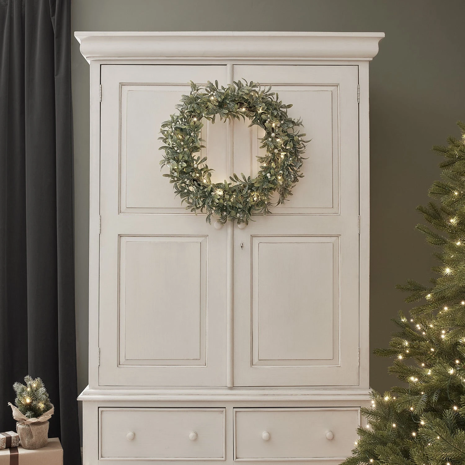 Couronne De Noël Pré-éclairée En Gui De 62 Cm 2 Couronne De Noël Pré-éclairée En Gui De 62 Cm – Image 2