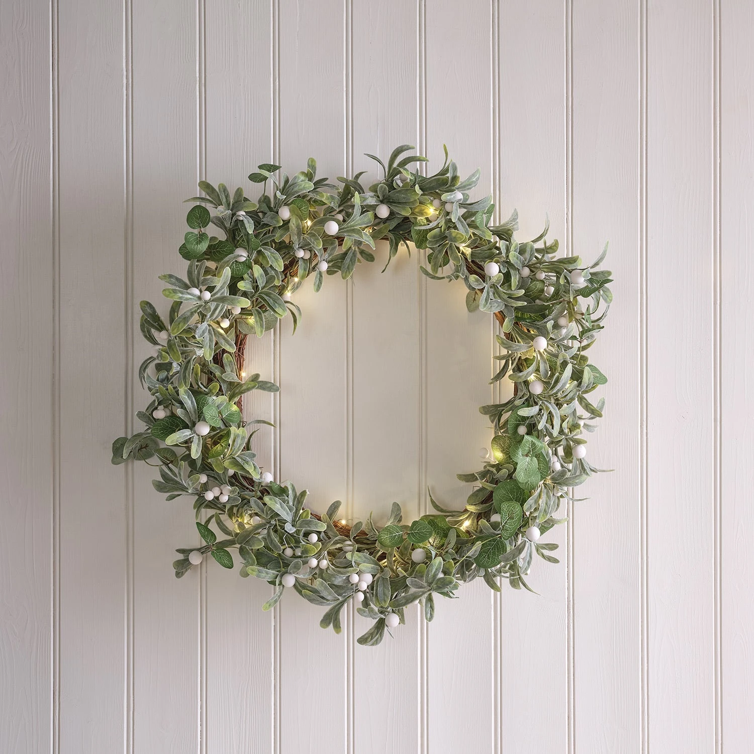 Lot De Couronne Et Guirlande De Noël Pré-éclairée En Gui Et Eucalyptus 3 Lot De Couronne Et Guirlande De Noël Pré-éclairée En Gui Et Eucalyptus – Image 3