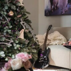 Guirlande Lumineuse Core Connect 10m 100 LED Rose Câble Transparent Raccordable 9 Guirlande Lumineuse Core Connect 10m 100 LED Rose Câble Transparent Raccordable -Noel Deco Magasin ML100PC Pink LED Connectable Christmas Fairy Lights On Tree With Guitar P5