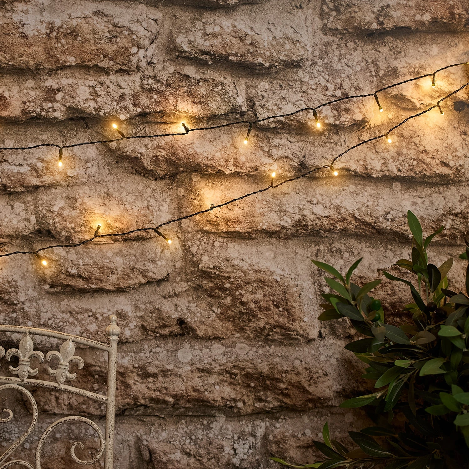 Guirlande Lumineuse Solaire à 50 LED Blanc Chaud, Rechargeable Par USB 2 Guirlande Lumineuse Solaire à 50 LED Blanc Chaud, Rechargeable Par USB – Image 2