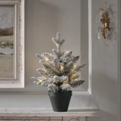 Lot De 2 Sapins Artificiels Enneigés Pré-éclairés De 45 Cm Et 60 Cm 10 Lot De 2 Sapins Artificiels Enneigés Pré-éclairés De 45 Cm Et 60 Cm -Noel Deco Magasin TR25001 sapin artificiel lumineux enneige de 45 cm decoration de noel 1