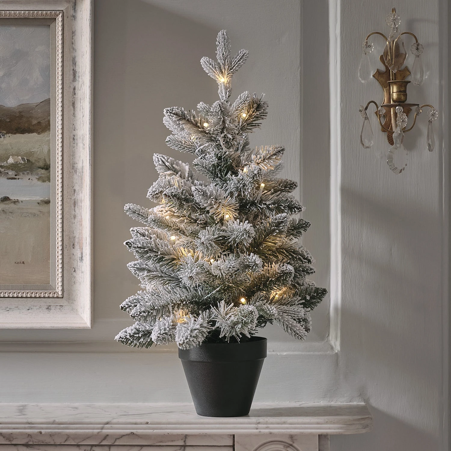Lot De 2 Sapins Artificiels Enneigés Pré-éclairés De 45 Cm Et 60 Cm 3 Lot De 2 Sapins Artificiels Enneigés Pré-éclairés De 45 Cm Et 60 Cm – Image 3