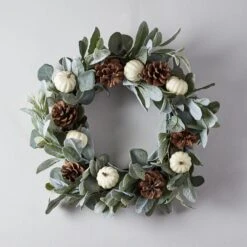 Lot Couronne Automnale Citrouilles Et Pommes De Pin De 50 Cm Et Micro LED 5 Lot Couronne Automnale Citrouilles Et Pommes De Pin De 50 Cm Et Micro LED -Noel Deco Magasin WR21010 Couronne Automnale Citrouilles et Pommes de Pin de 50cm