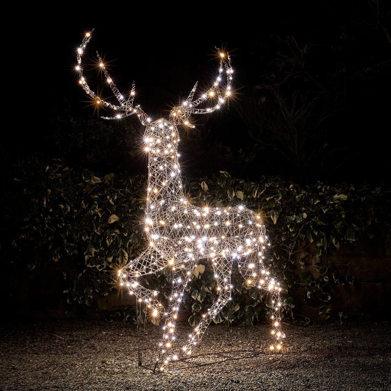 Cerf En Rotin De 2 M, Renne De Noël Lumineux à LED Bicolore Studley 24v 2 Cerf En Rotin De 2 M, Renne De Noël Lumineux à LED Bicolore Studley 24v – Image 2