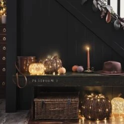 Lot De 2 Citrouilles Lumineuses En Rotin 16 Lot De 2 Citrouilles Lumineuses En Rotin -Noel Deco Magasin deco de hall d entree pour l automne